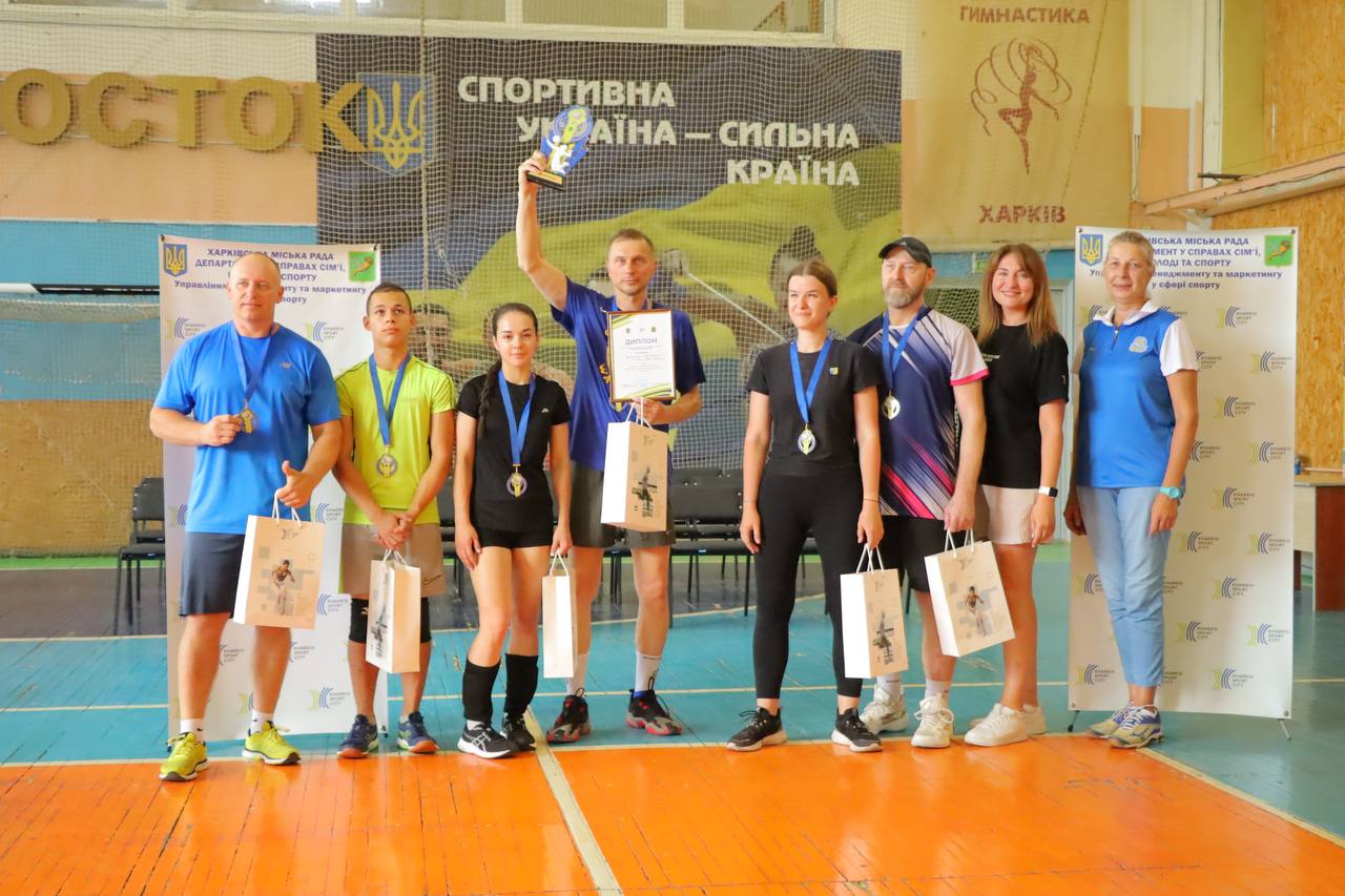 Відбувся волейбольний турнір серед волонтерів: Новини Харкова